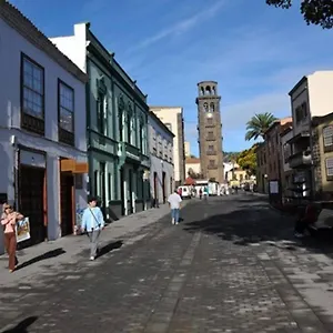 https://piso-con-garaje-en-el-centro-historico.in-canary-islands.com