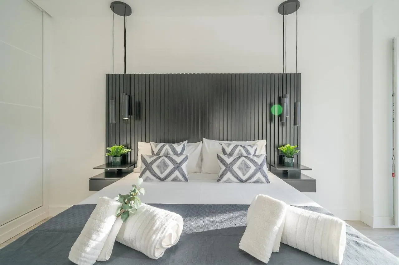 Xpce Teatro Square Apartment Malaga