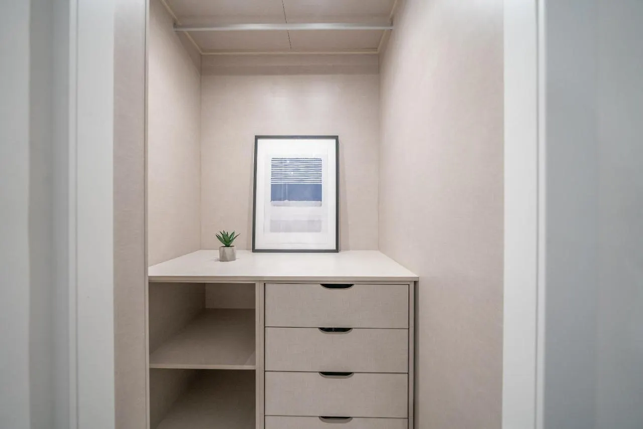 Xpce Teatro Square Apartment Malaga Spain