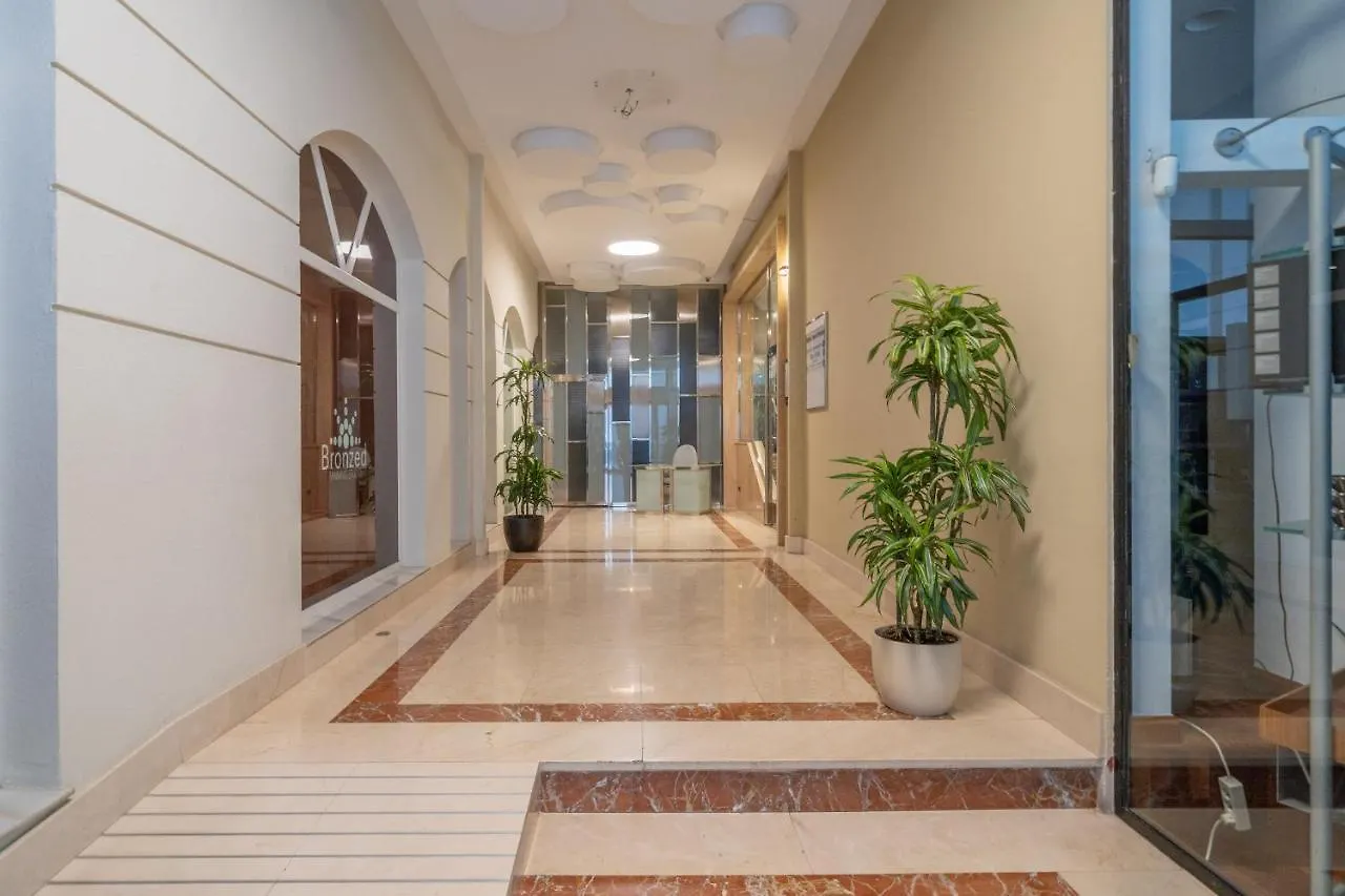 Xpce Teatro Square Apartment Malaga