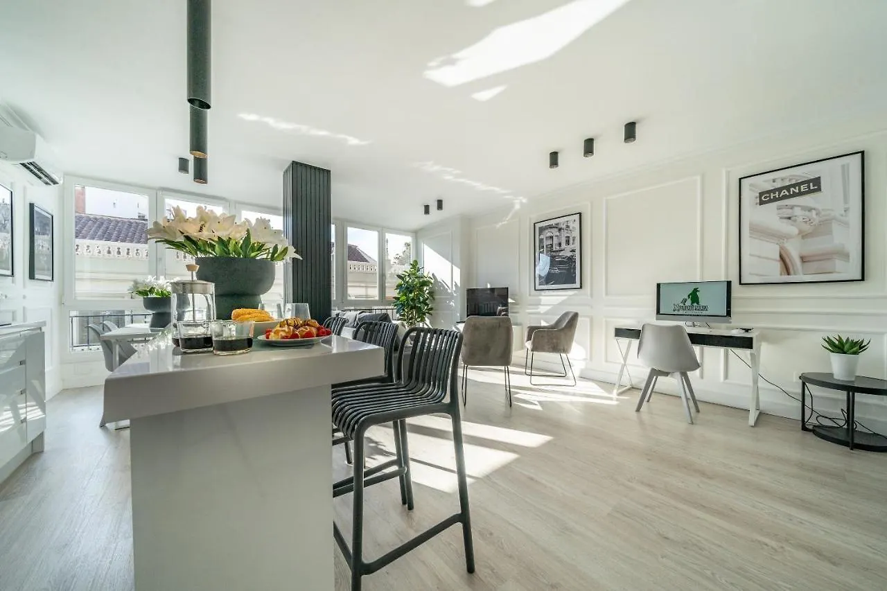 Xpce Teatro Square Apartment Malaga 0*,